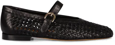 Doucal's Black Leather Ballet Flat With Strap In Black