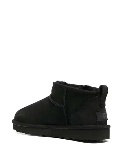 Ugg Round-headed Flat-bottomed Short Boots In Black