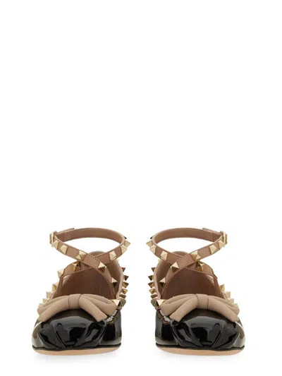 Valentino Rockstud Ballerina Patent-leather Pumps In Black