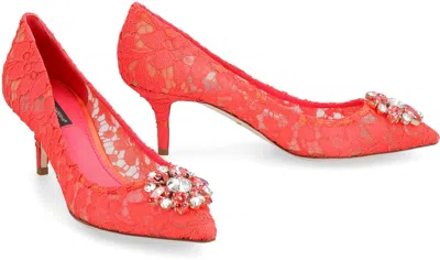 Dolce & Gabbana Bellucci 60 Brooch Embellished Lace Pumps In Red