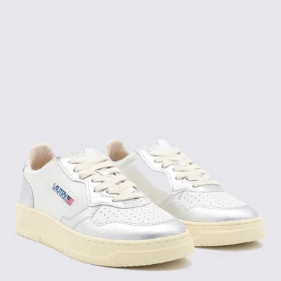 Autry Medalist Low Sneakers In White