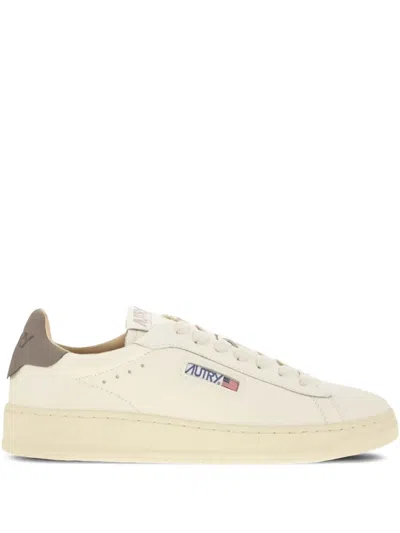 Autry Dallas Leather Sneakers In Neutral