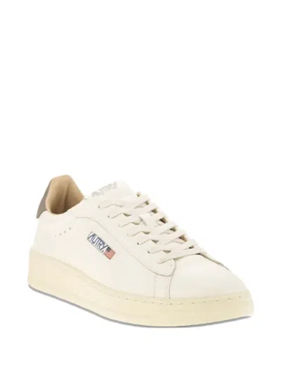 Autry Dallas Leather Sneakers In Neutral