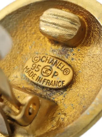 Pre-owned Chanel 1986-1988 Coco Mark Clip-on Earrings In Gold