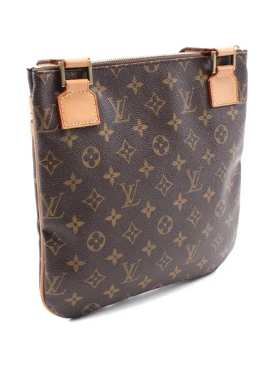 Pre-owned Louis Vuitton 2005 Monogram Pochette Shoulder Bag In Brown