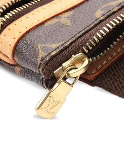 Pre-owned Louis Vuitton 2005 Monogram Pochette Shoulder Bag In Brown