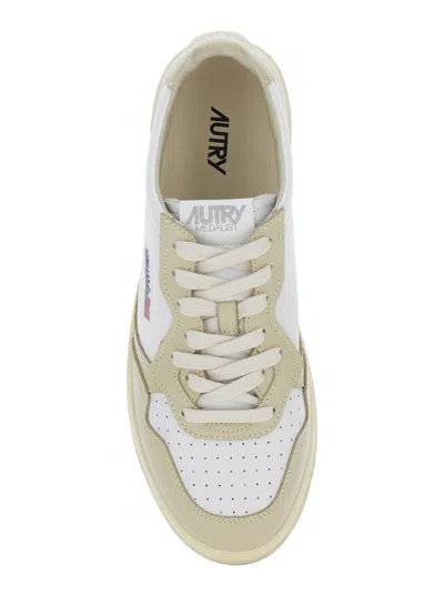 Autry 'medalist' Beige Low Top Sneakers With Logo Patch On Tongue And Side And Logo Lettering On The Heel In Neutral