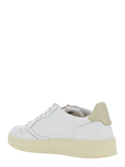 Autry 'medalist' White Low Top Sneakers With Logo Patch On Tongue And Side And Logo Lettering On The Heel  In Neutral