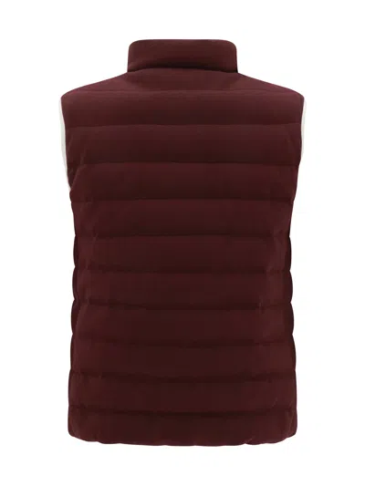 Brunello Cucinelli Bordeaux Sleeveless Down Jacket With Logo Patch On The Front In Purple