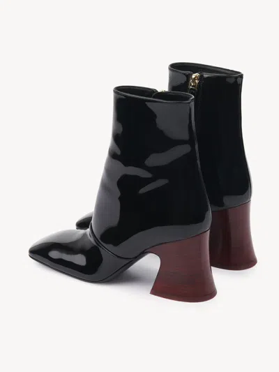 Chloé Chloè Janis Ankle Boots With Glossy Leather Heel In Black