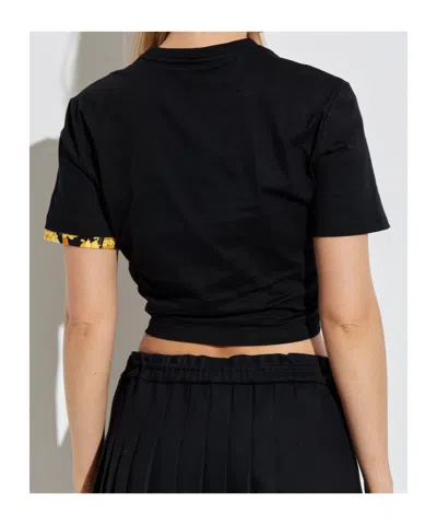Versace Short Sleeve T-shirt In Black