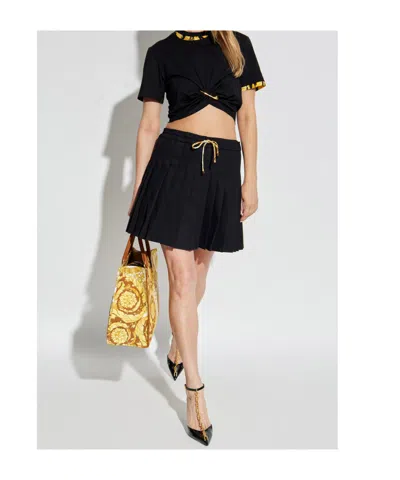 Versace Short Sleeve T-shirt In Black