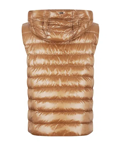 Herno Quilted Sleeveless Hooded Drawstring Jacket In Brown