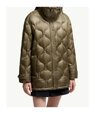 Moncler Womens Medium Green Lombi Hooded Shell-down Jacket Xs In Green