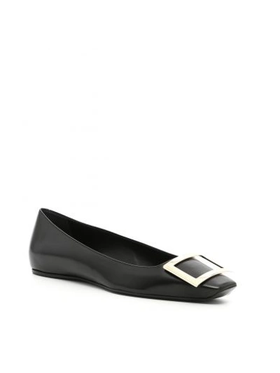 Roger Vivier Trompette Bellerine Glossed-leather Ballet Flats In Black