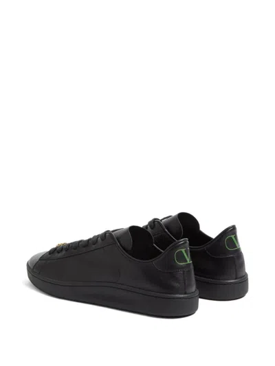 Valentino Royco Signature Brass Vlogo Low-top Sneakers In Black