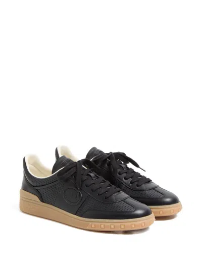 Valentino Upvillage Low-top Sneakers In Black