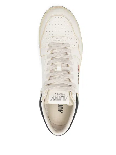 Autry Sneakers Med-way Mid In White And Blue Leather In Multi