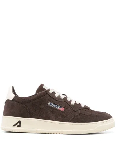 Autry Low-top Suede Sneakers With Rubber Sole And Lace-up Closure In Green