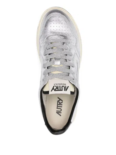 Autry Sneaker Medalist In Silver Leather In White
