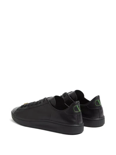 Valentino Royco Signature Brass Vlogo Low-top Sneakers In Black