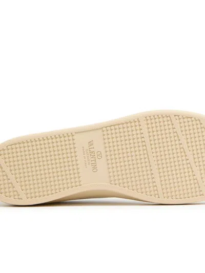 Valentino White Leather Vlogo Signature Sneakers In White