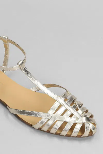 Anna F . Flats