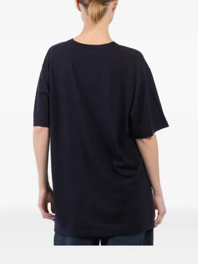 Extreme Cashmere Logo-tag T-shirt In Black