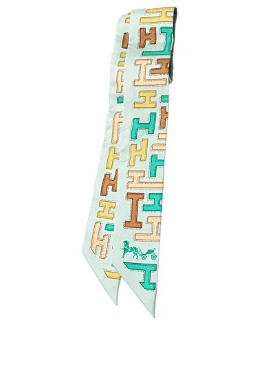 Pre-owned Hermes 2000-2020 H Silk Twilly Scarf Scarves
