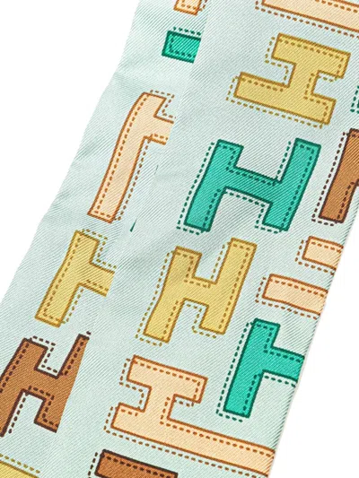Pre-owned Hermes 2000-2020 H Silk Twilly Scarf Scarves