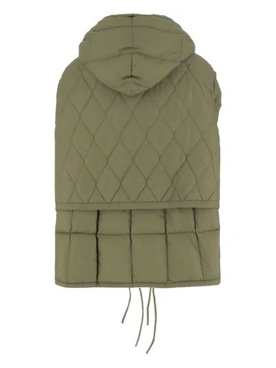 Ienki Ienki Ember Quilted Sleeveless Vest In Green