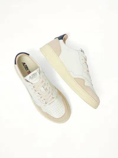Autry Men's Medalist Low Sneakers In White