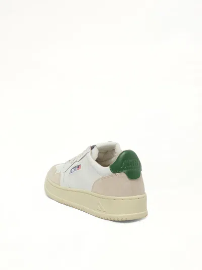 Autry Medalist Low Sneakers In White