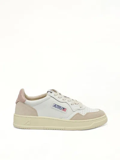 Autry Women's Medalist Low Sneakers