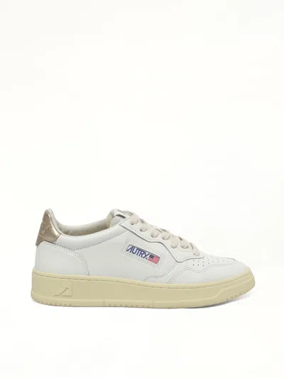 Autry Women's Medalist Low Sneakers