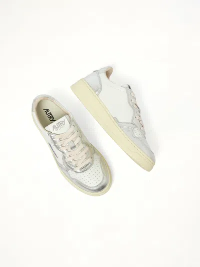 Autry Women's Medalist Low Bicolour Sneakers