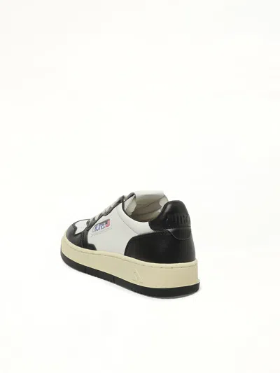 Autry Women's Medalist Low Bicolour Sneakers