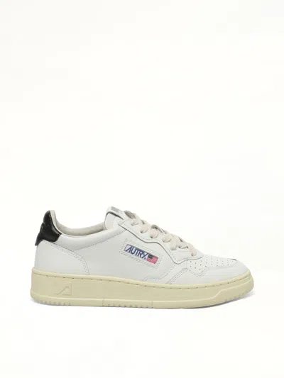 Autry Women's Medalist Low Sneakers
