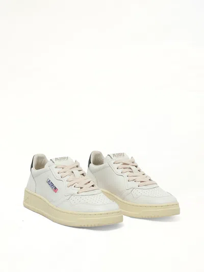 Autry Women's Medalist Low Sneakers
