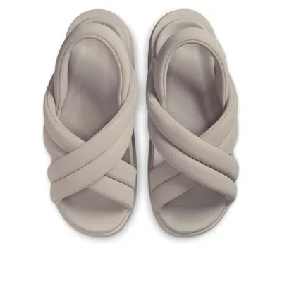 Nike Air Max Isla Platform Sandal In Gray