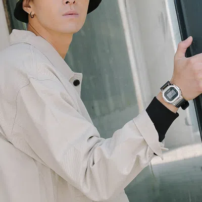 Casio G-shock Square 'black Silver'