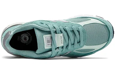 New Balance (wmns)  990v4 Series 'mineral Sage' In Green