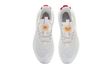Li-ning (wmns)  Beyond 6 'white'