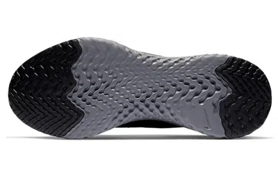 Nike Epic React Flyknit 2 Sneakers In Black