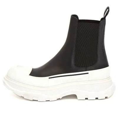 Alexander Mcqueen Chunky Outsole Cap Toe Chelsea Boots In Black