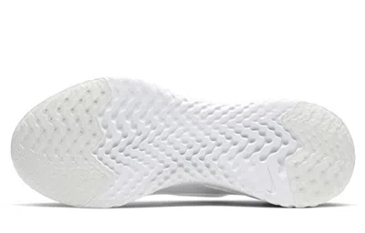 Nike (wmns)  Epic React Flyknit 2 'white Metallic Silver' In Multi