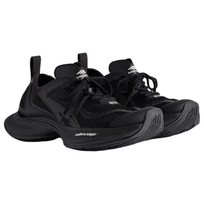 Balenciaga Circuit Ultra-lightweight Sneakers In Black