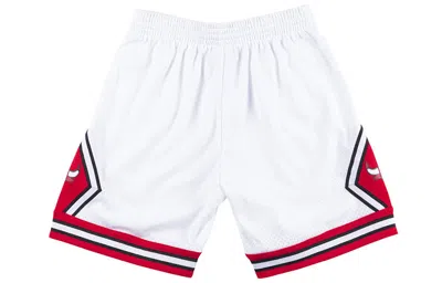 Mitchell & Ness Logo-print Shorts In Yellow