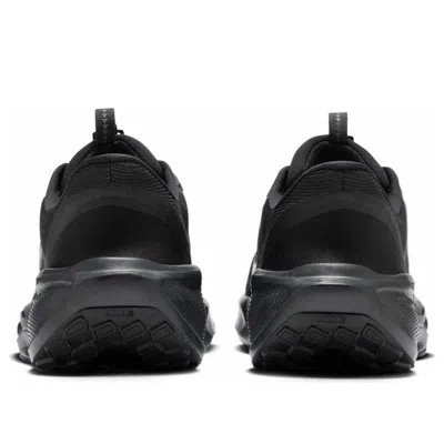 Nike Pegasus Easy On In Black