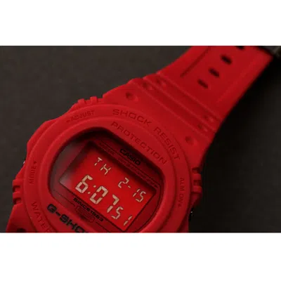 Casio G-shock Digital 'red'